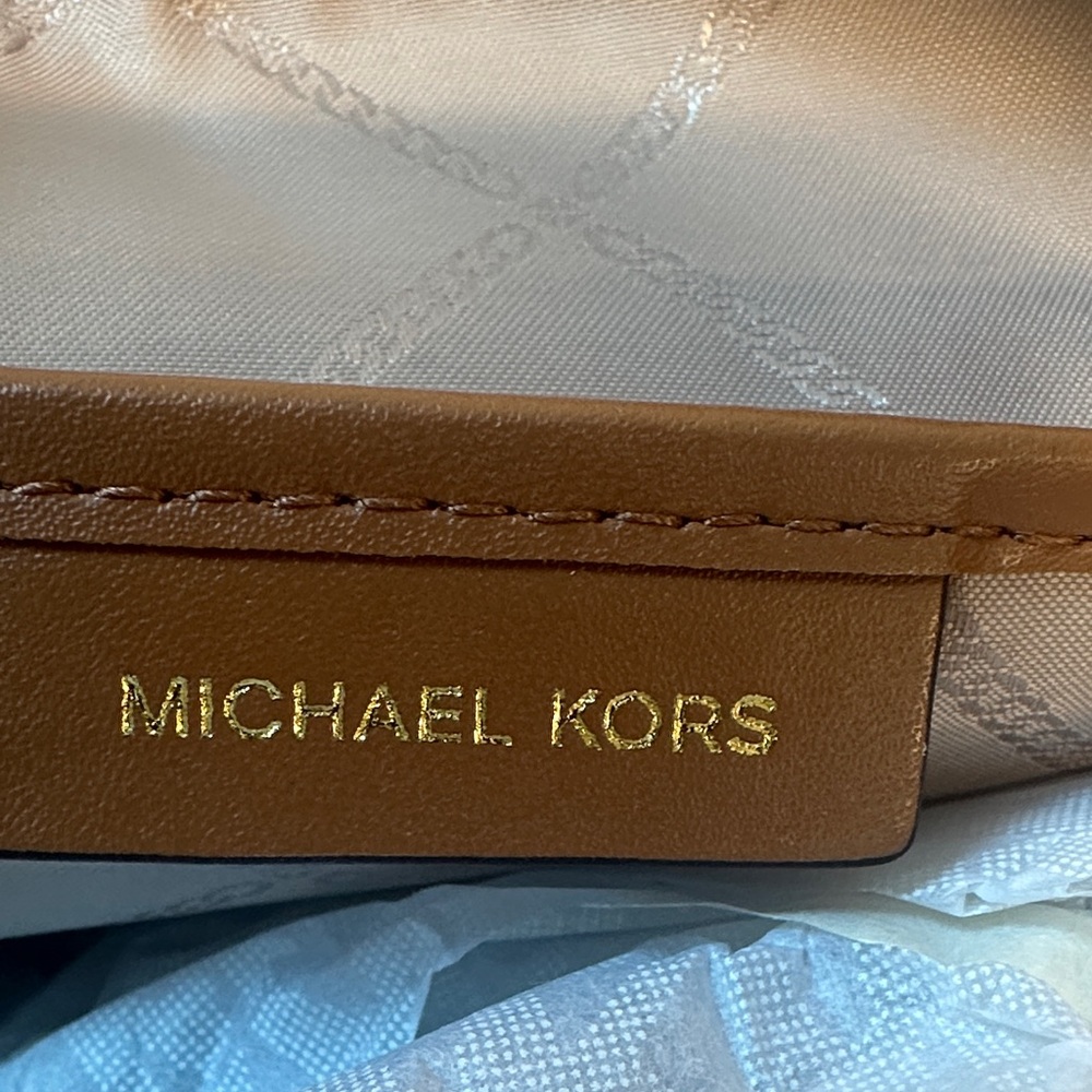 Michael Kors Jet Set Large Printed Logo Travel Pouch NWT - Picture 7 of 9